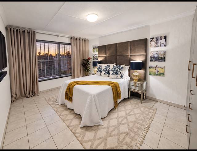 2 BEDROOM TOWNHOUSE FOR SALE IN WALDRIFT